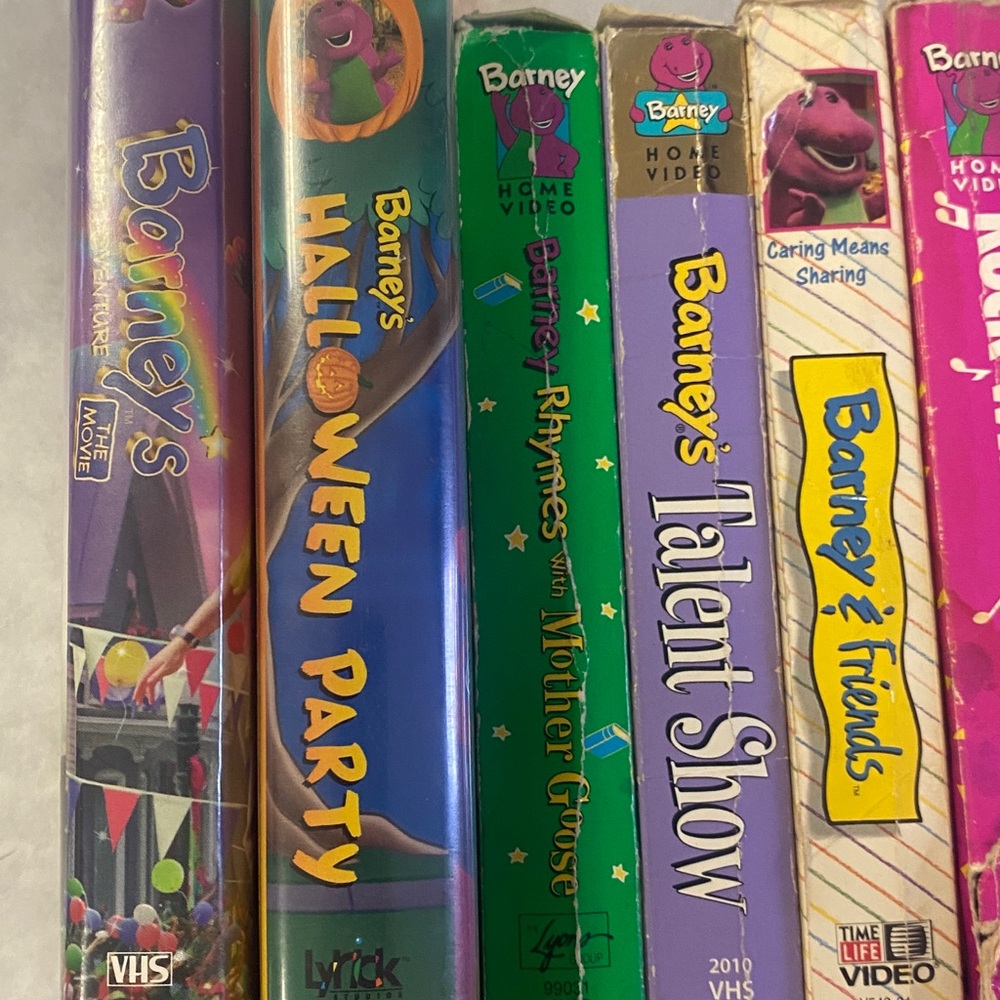 Barney VHS Collection - Picture 2 of 4